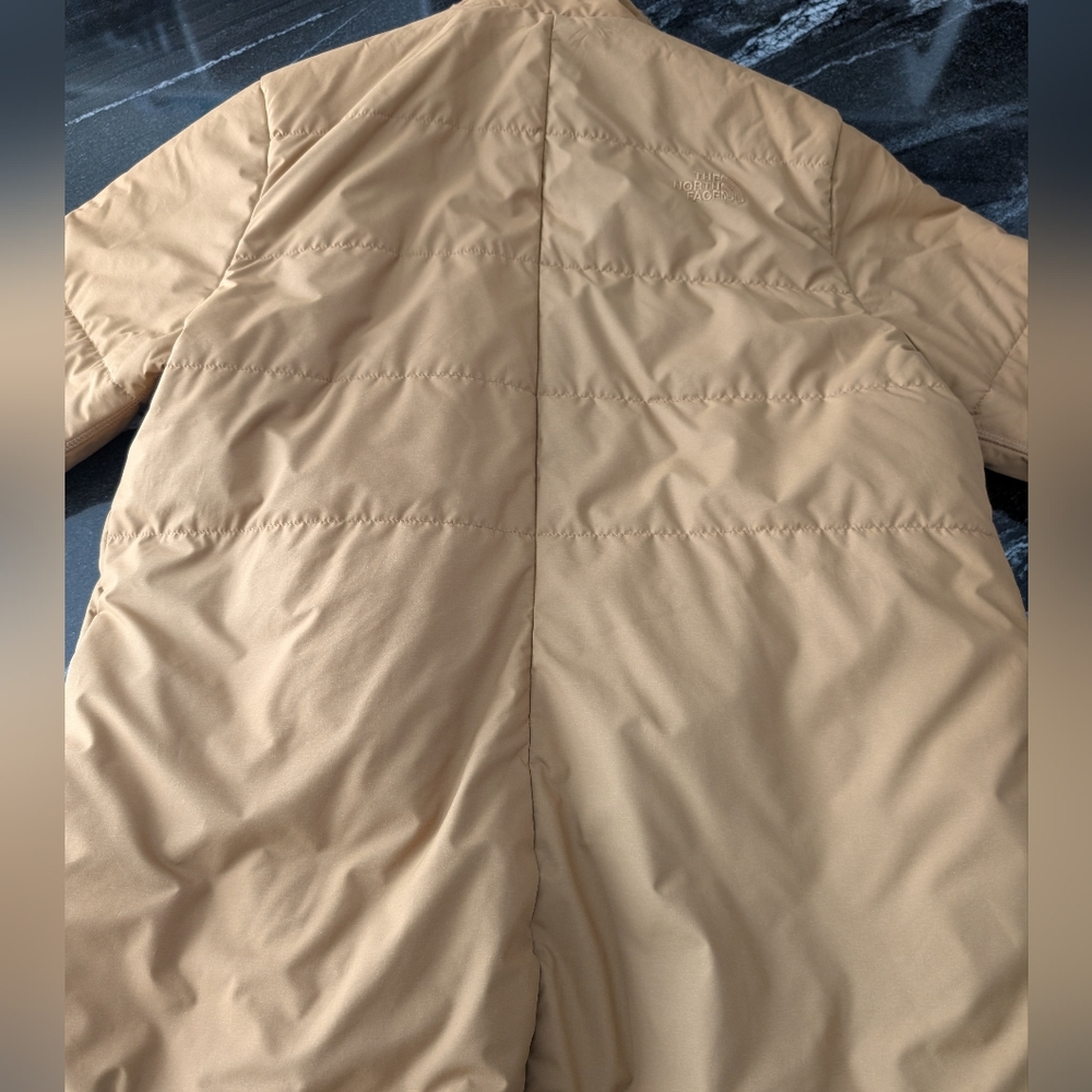 The North Face Reversible Tan Puffer Jacket with Fleece - Picture 2 of 4